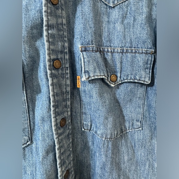 Rare vintage made in Canada Levi’s denim shirt size small - Picture 15 of 16